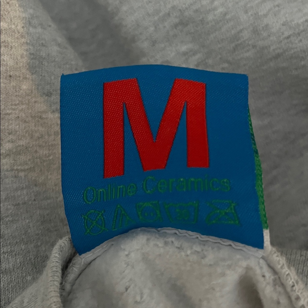 ONLINE CERAMICS world peace sweatshirt, size medium - Picture 5 of 11